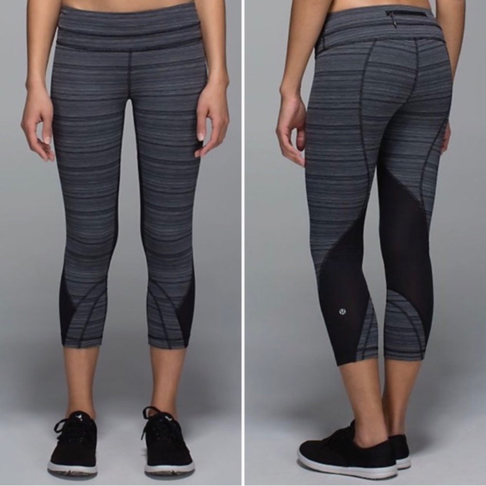 Lululemon Run Inspire Crop II Cyber Stripe
Gray 2